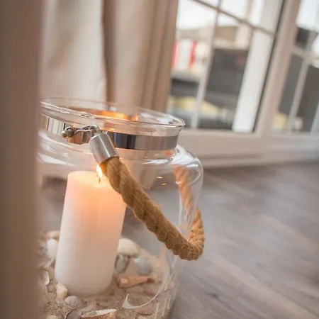 Pier98 19 Nyaraló *